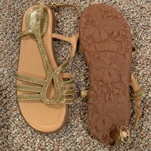 GIRLS BRAND NEW GOLD GLITTER SANDALS